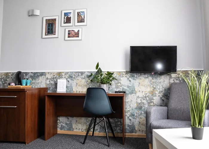 Adler Alojamento de Acomodação e Pequeno-almoço Łódź